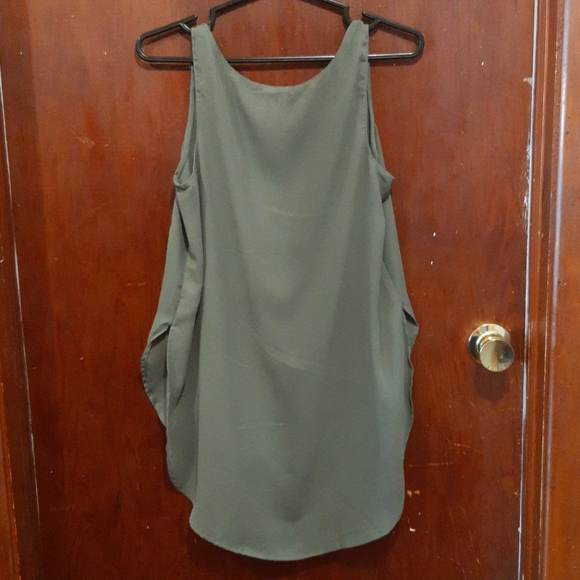 Olive Green High-Low Tank Top - Picture 2 of 4